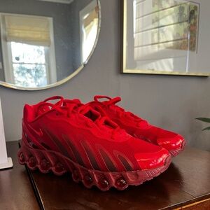 Nike Air Vapormax Plus Red Sneakers